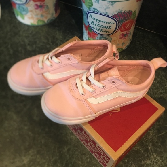 Toddler size 10 pink vans!!! - Picture 1 of 7